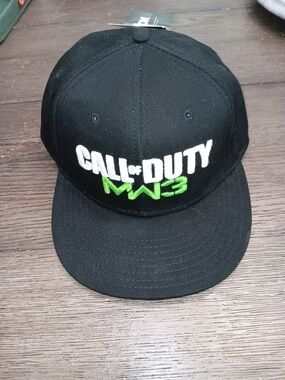 Mens Size Small/Medium, Call of Duty MW3 Black Snapback Hat